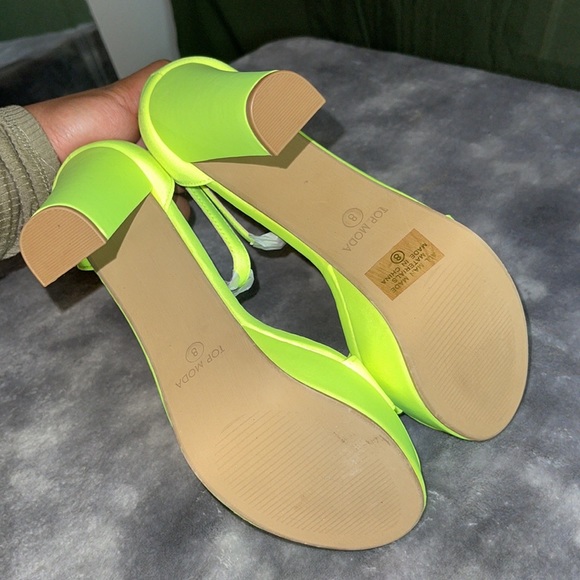 Neon Yellow Heels - Picture 6 of 6
